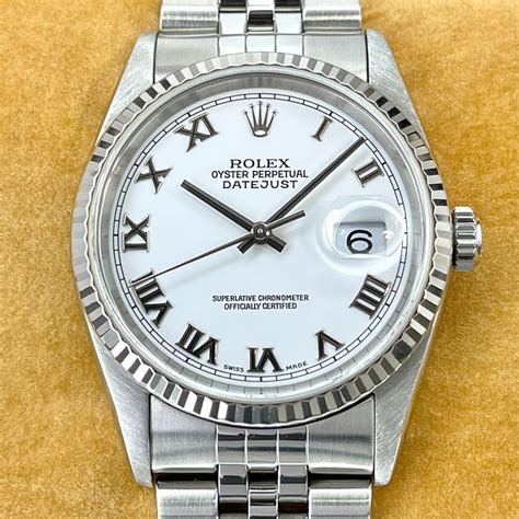 Datejust 16234: different white white dial with roman numerals 